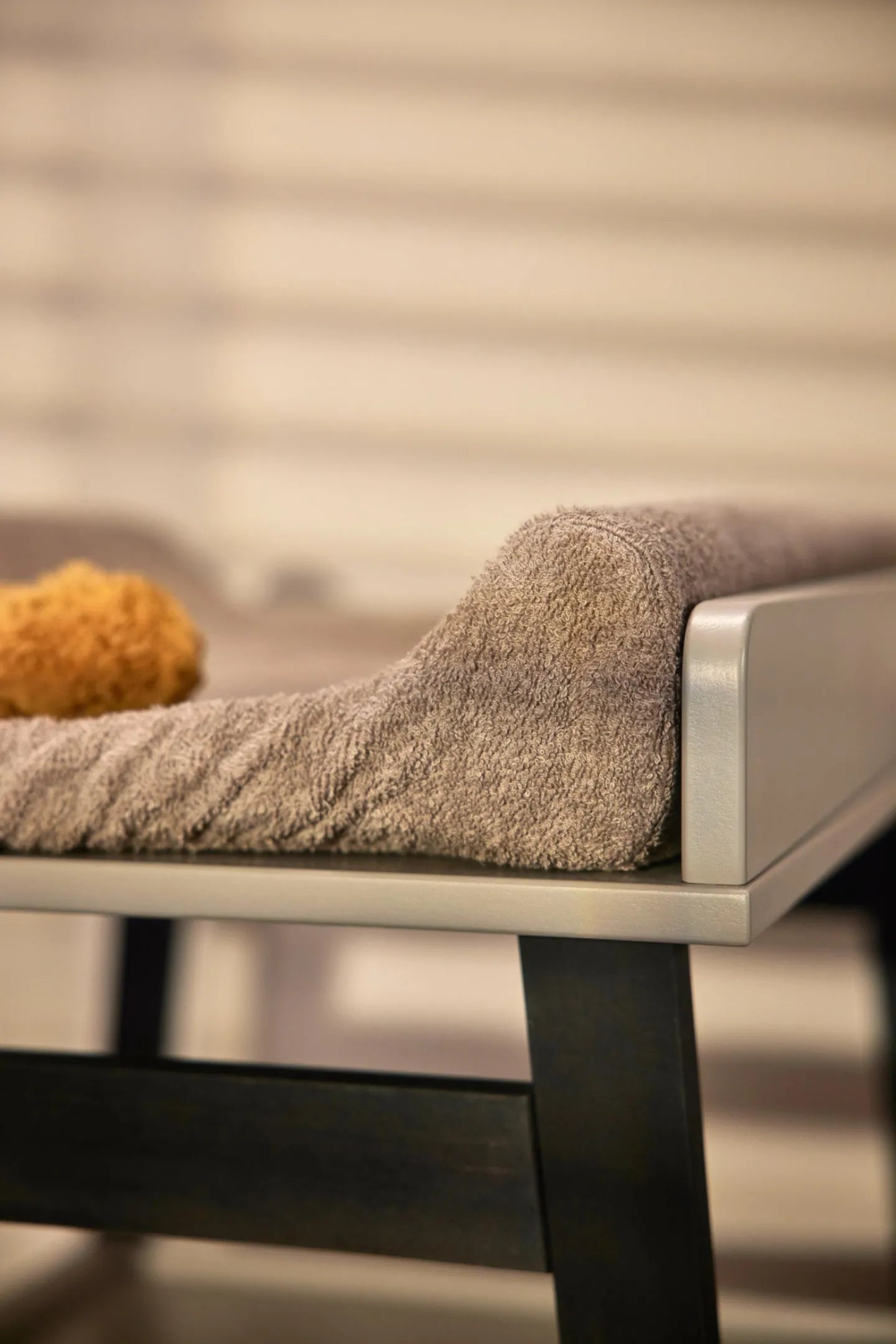 Luiertafel - Hip - Stone-Eboni