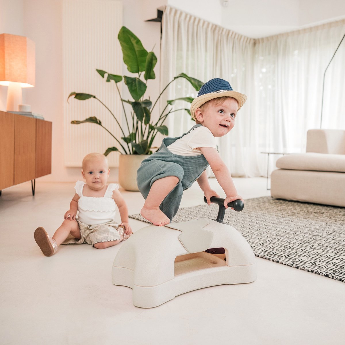 Scoot and Ride My First Rose 3-in-1 Loopwagen - sand