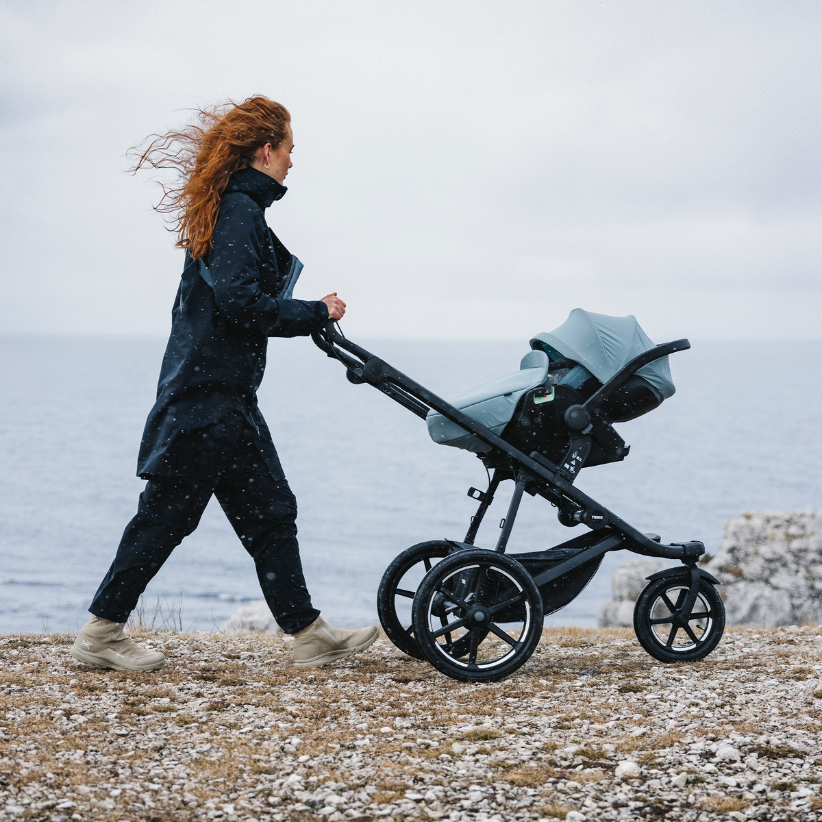 Thule Urban Glide 3- mid blue on black