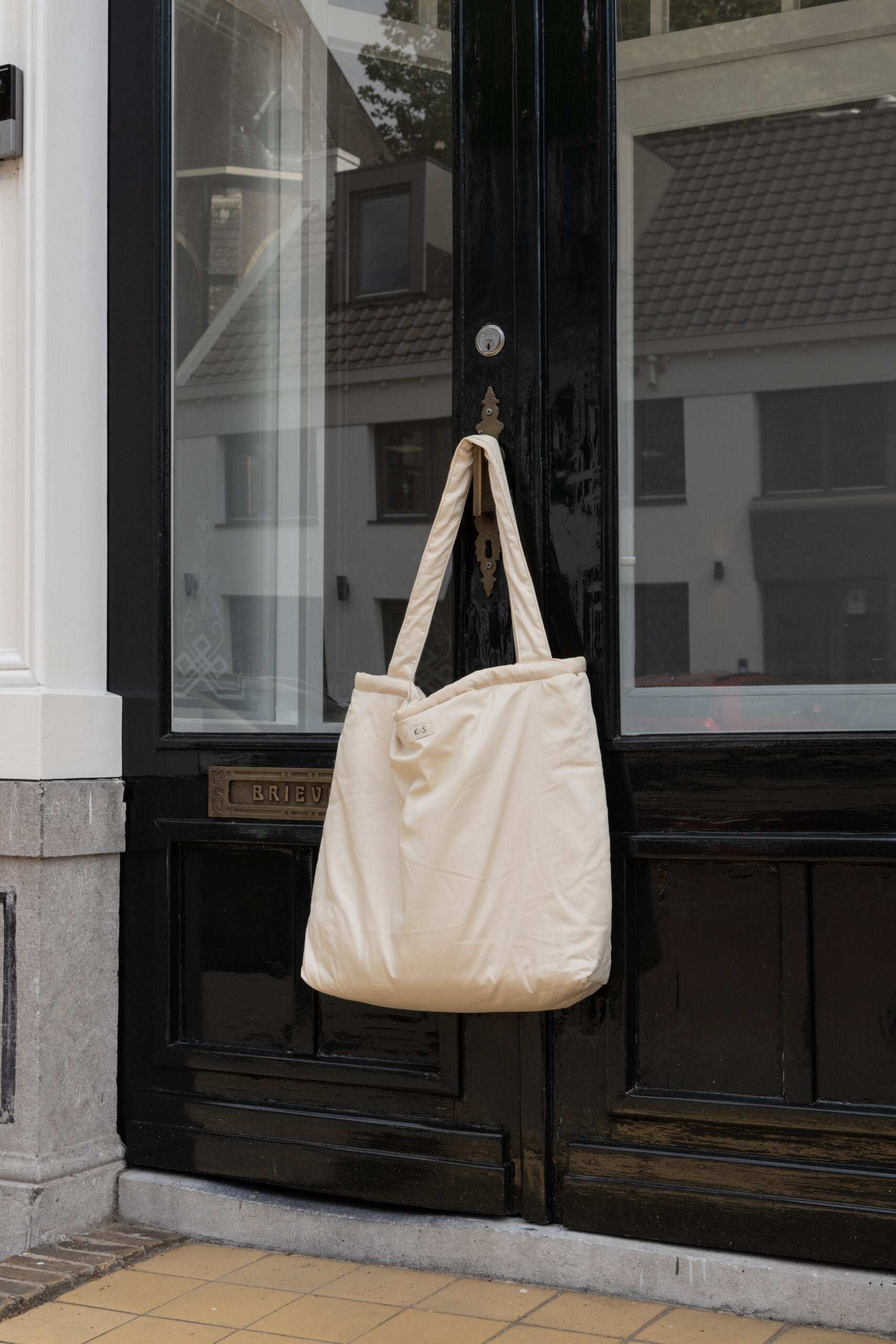 KAS MULTIFUNCTIONELE TOTE Beige