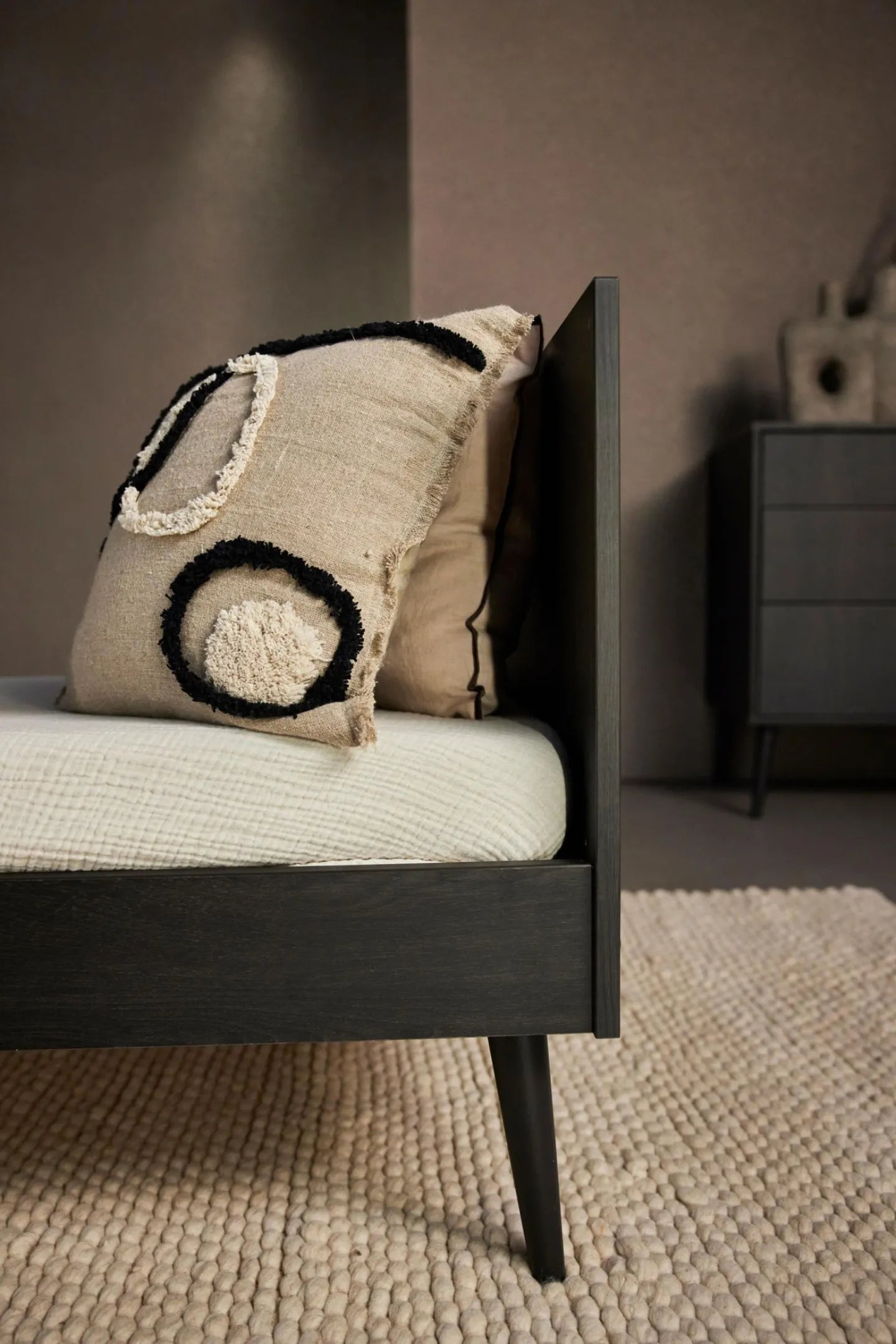Quax - Cocoon Meegroei Bed - 140 x 70 cm - Eboni