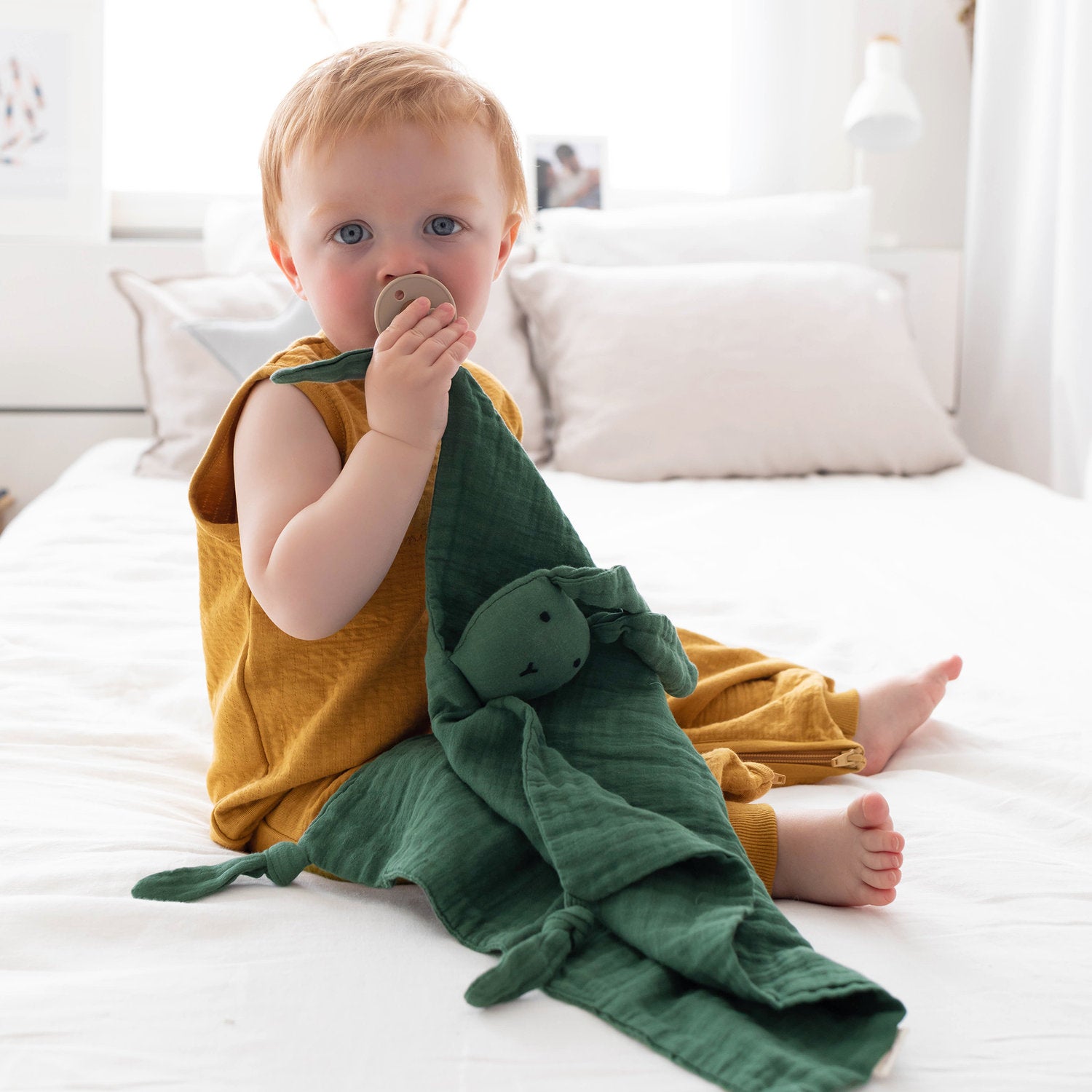 BUNNY 40x40 cm green katoen mousseline