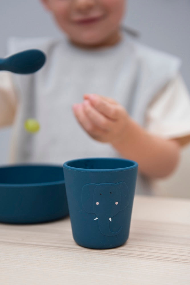 2 silicone bekers Mrs. Elephant