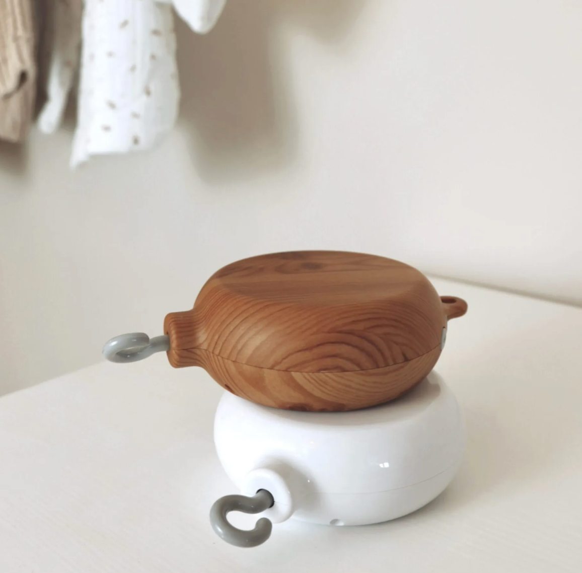 Muziekbox voor babymobielen - houten look