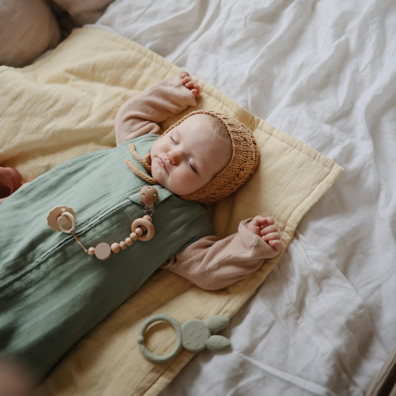 Mushie - bunny teether