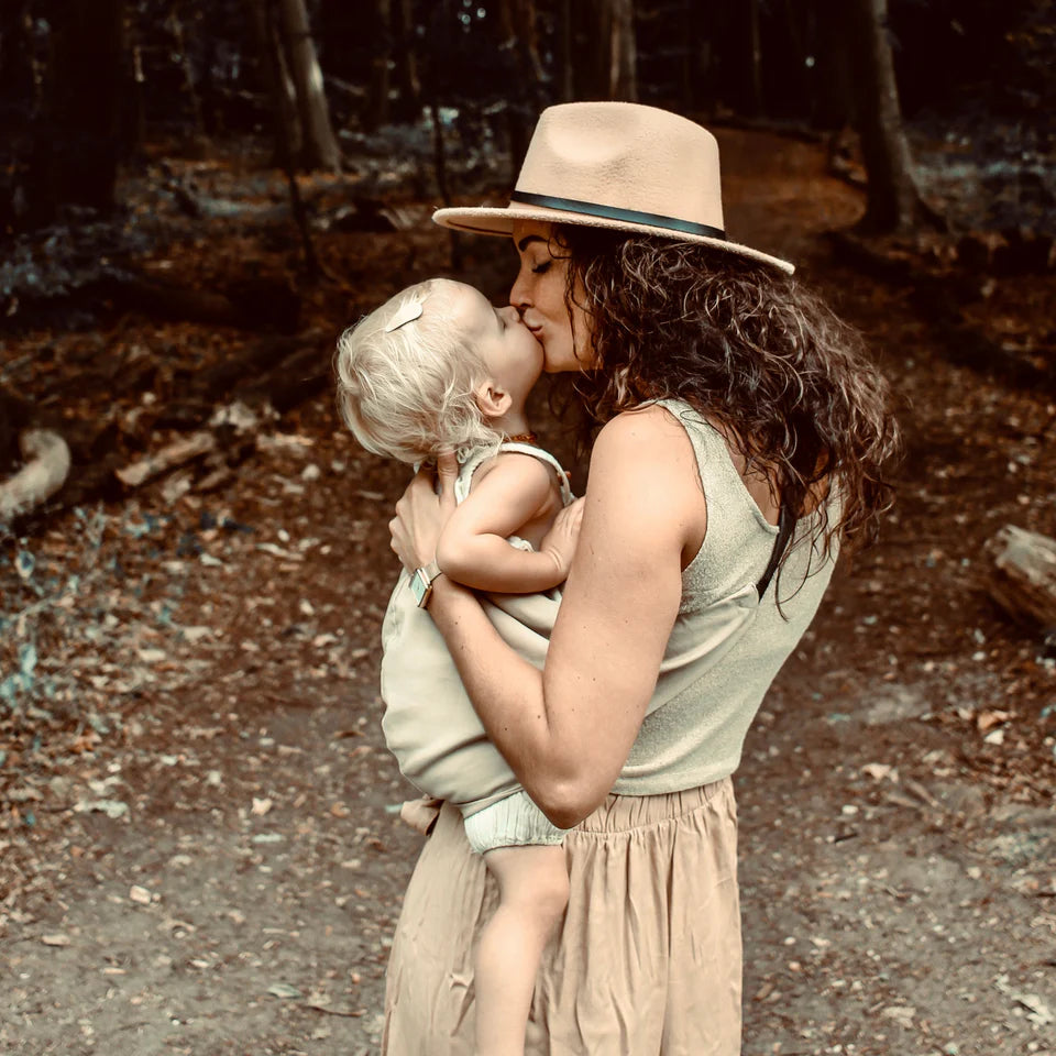 TODDLER CARRIER BEIGE