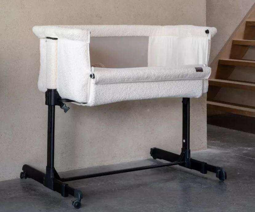 Co-sleeper quilted cream