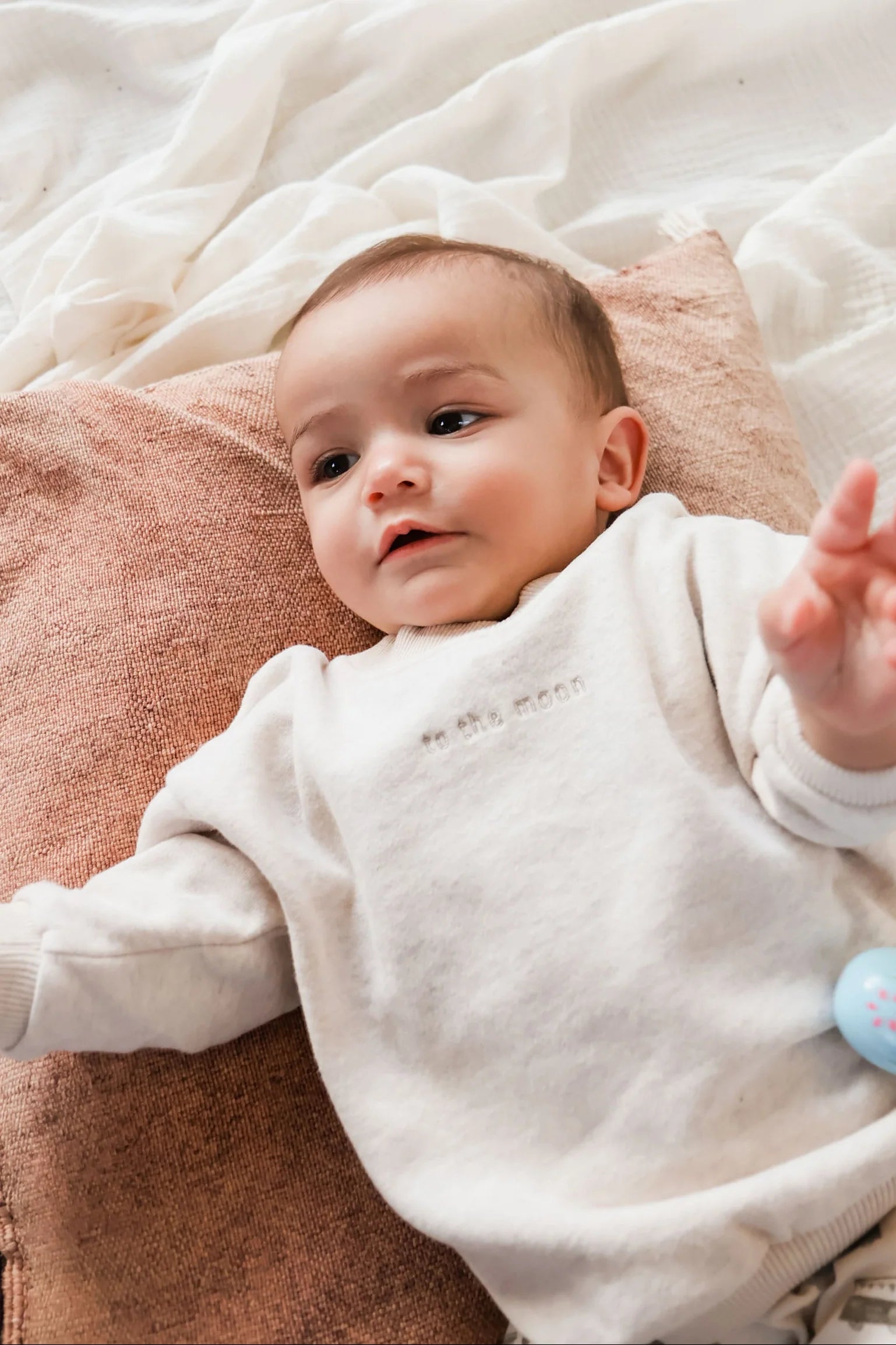 Little warm beige TO THE MOON sweatshirt