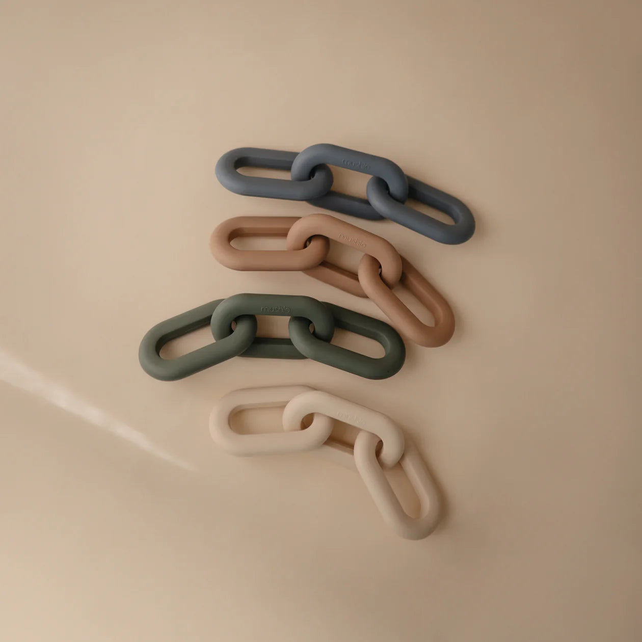 Mushie - Links teether