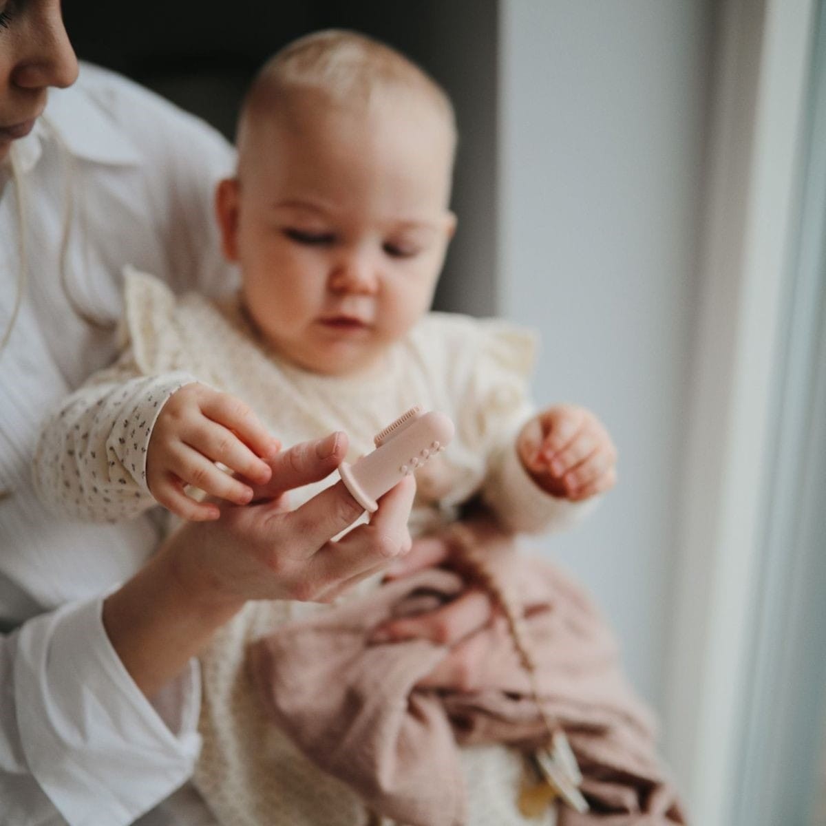 Mushie vingertandenborstel