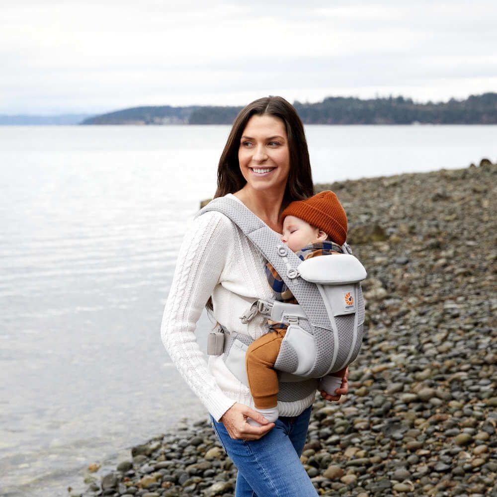 ERGOBABY OMNI BREEZE DRAAGZAK: PEARL GREY
