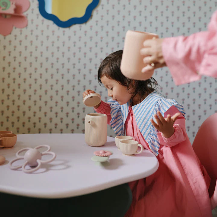 Mushie - Silicone teaa play set - Shifting sand