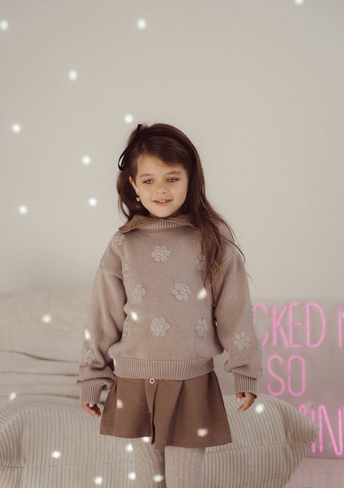 Noah Knitted Flower Jumper | Brown