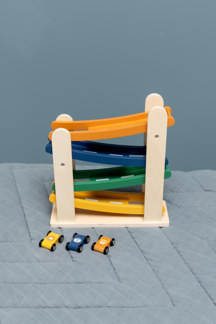Houten opritracer met 4 auto&