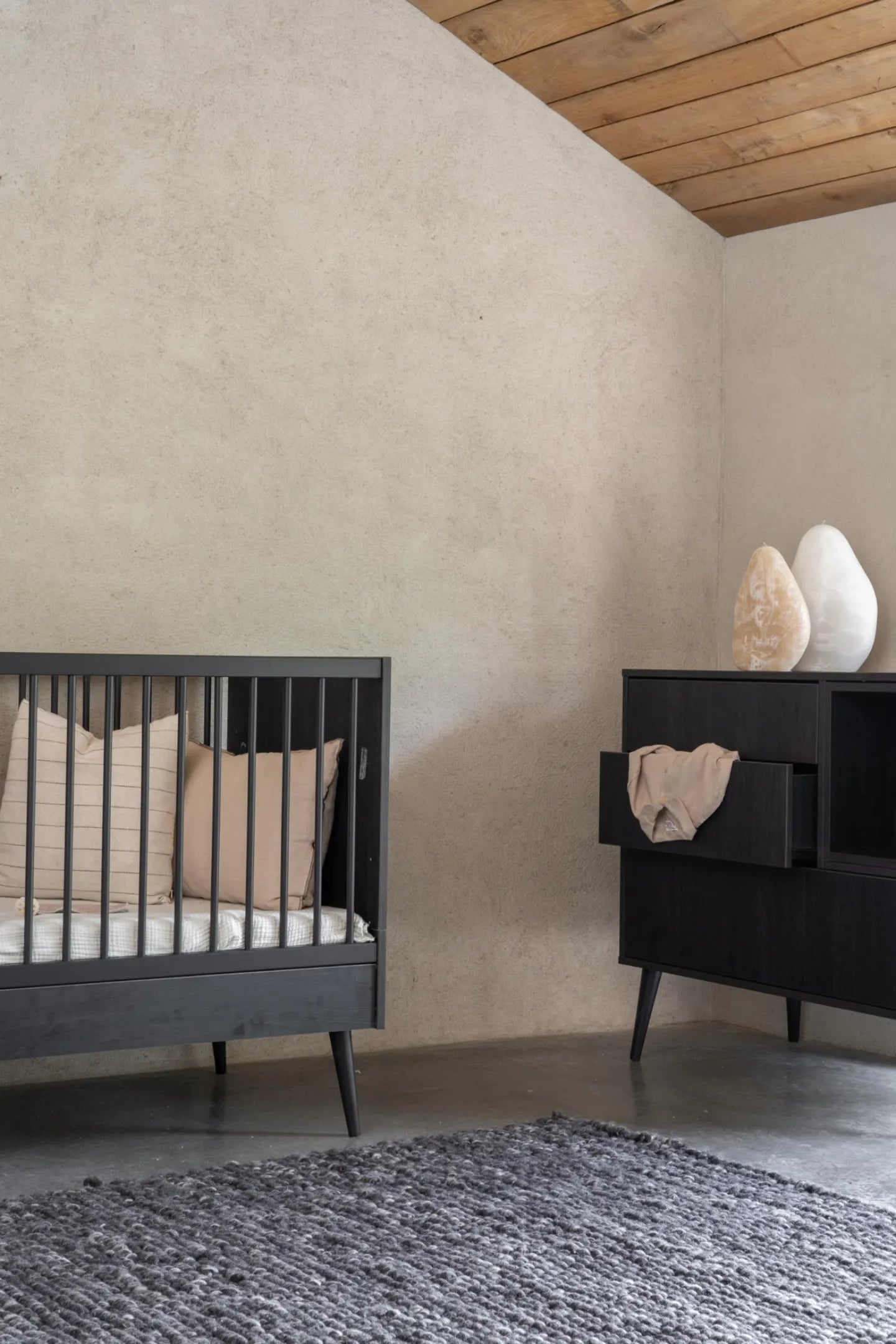 Quax - Cocoon Meegroei Bed - 140 x 70 cm - Eboni