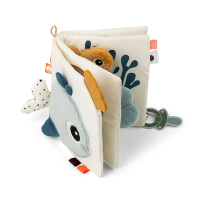 activity book - sea friends - colour mix