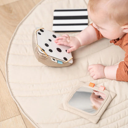 baby contrast card holder - deer friends - sand