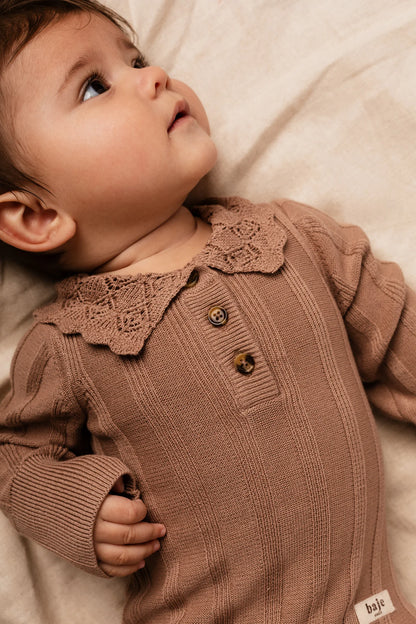 Avusy - Peach almond