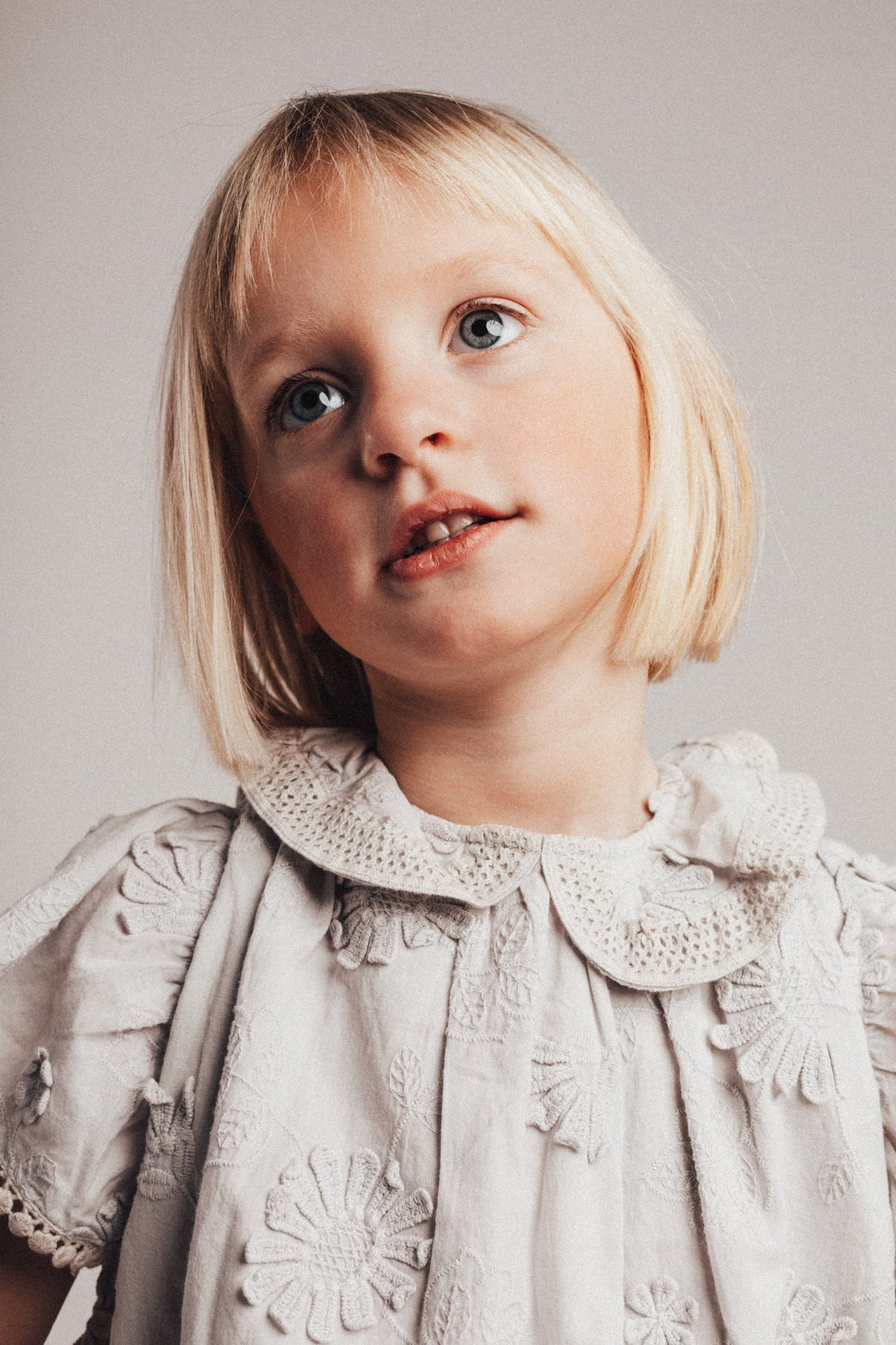 Baje - Lousa, Dress Blue Steel