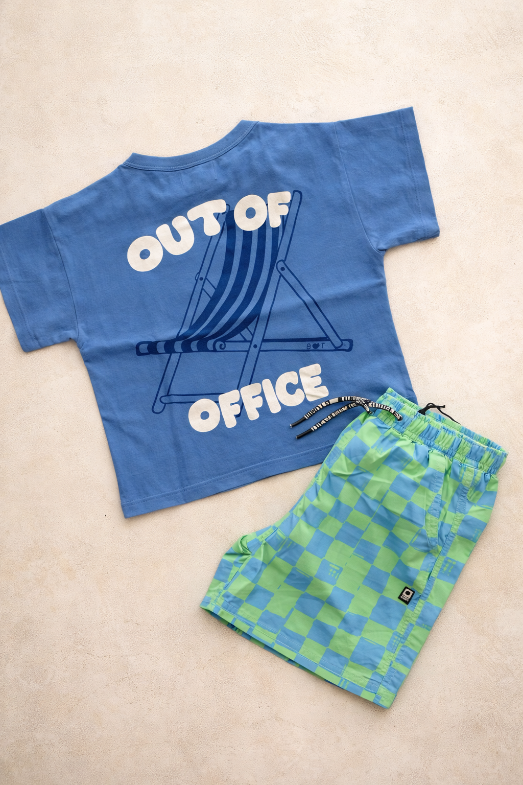 Little blue OUT OF OFFICE t-shirt loose fit