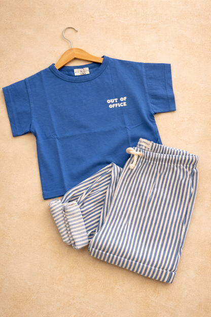 Little blue OUT OF OFFICE t-shirt loose fit