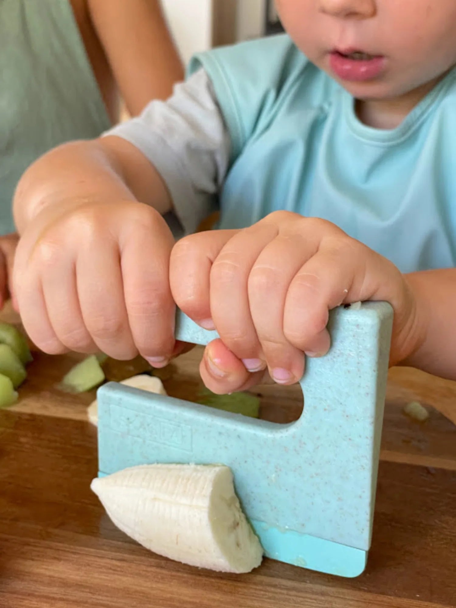 KLYV Kinderkeukenmes – Terra | Veilig Startersmes voor Kinderen 🔪🌱