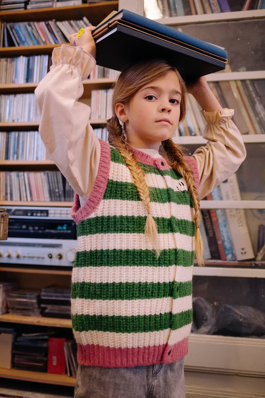 Knitted vest stripes