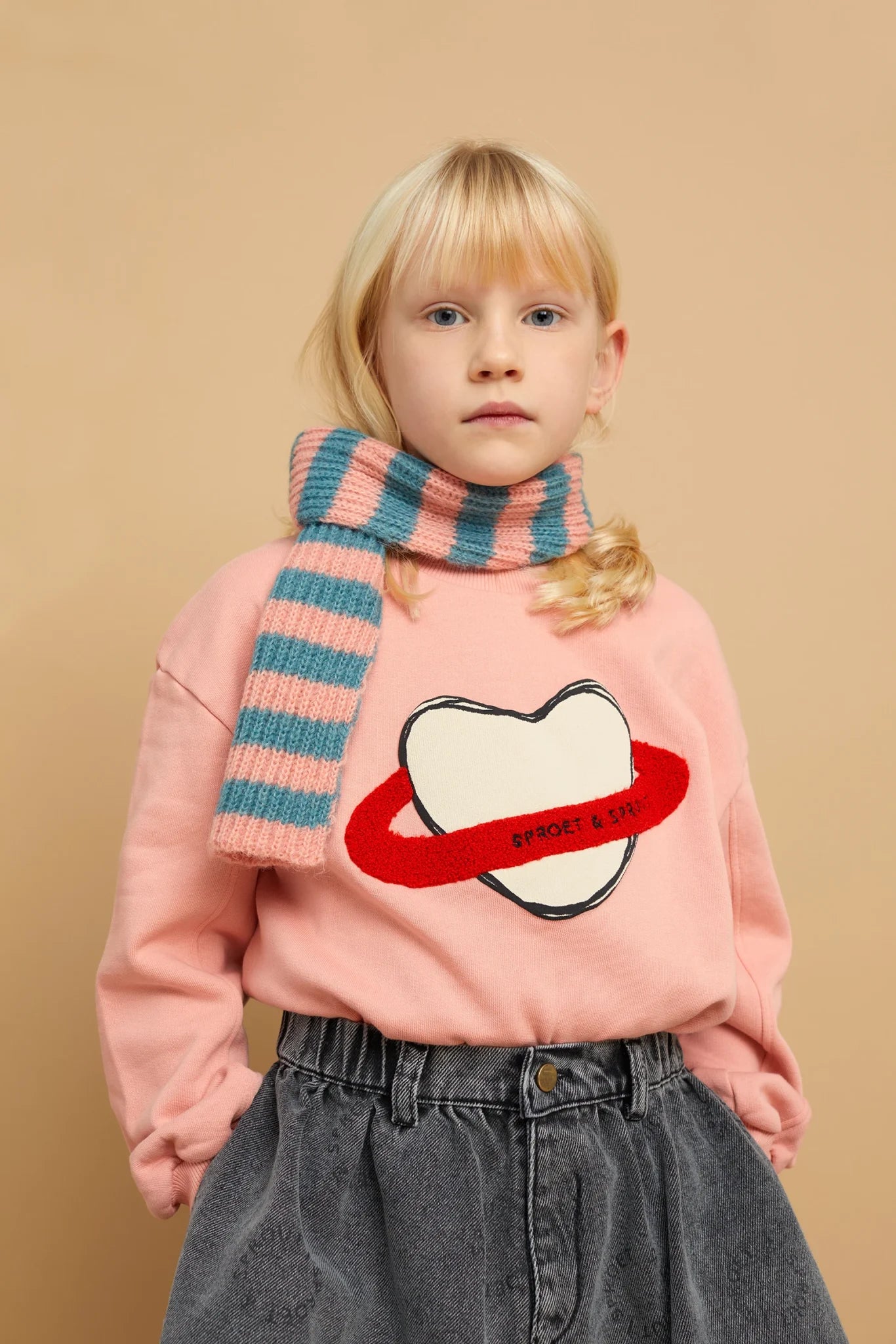 Sweatshirt heart Saturn