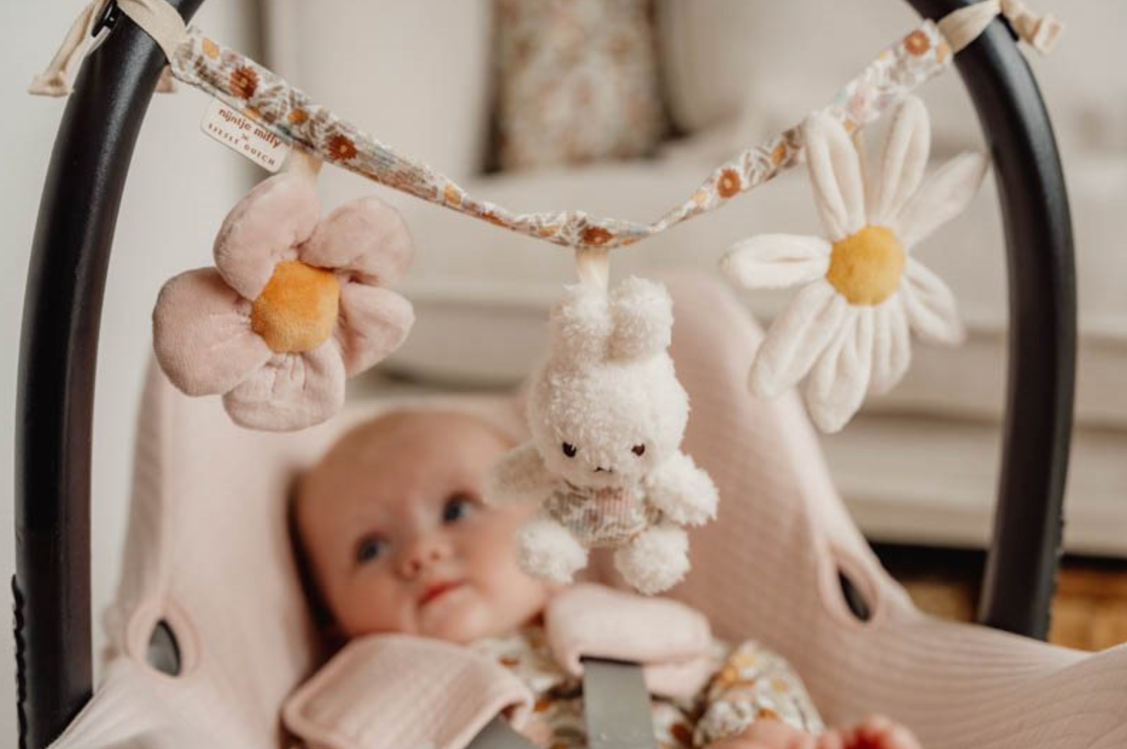 nijntje wagenspanner Vintage Little Flowers