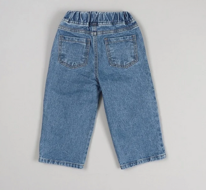 Signature Wide Jeans