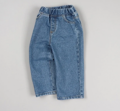 Signature Wide Jeans