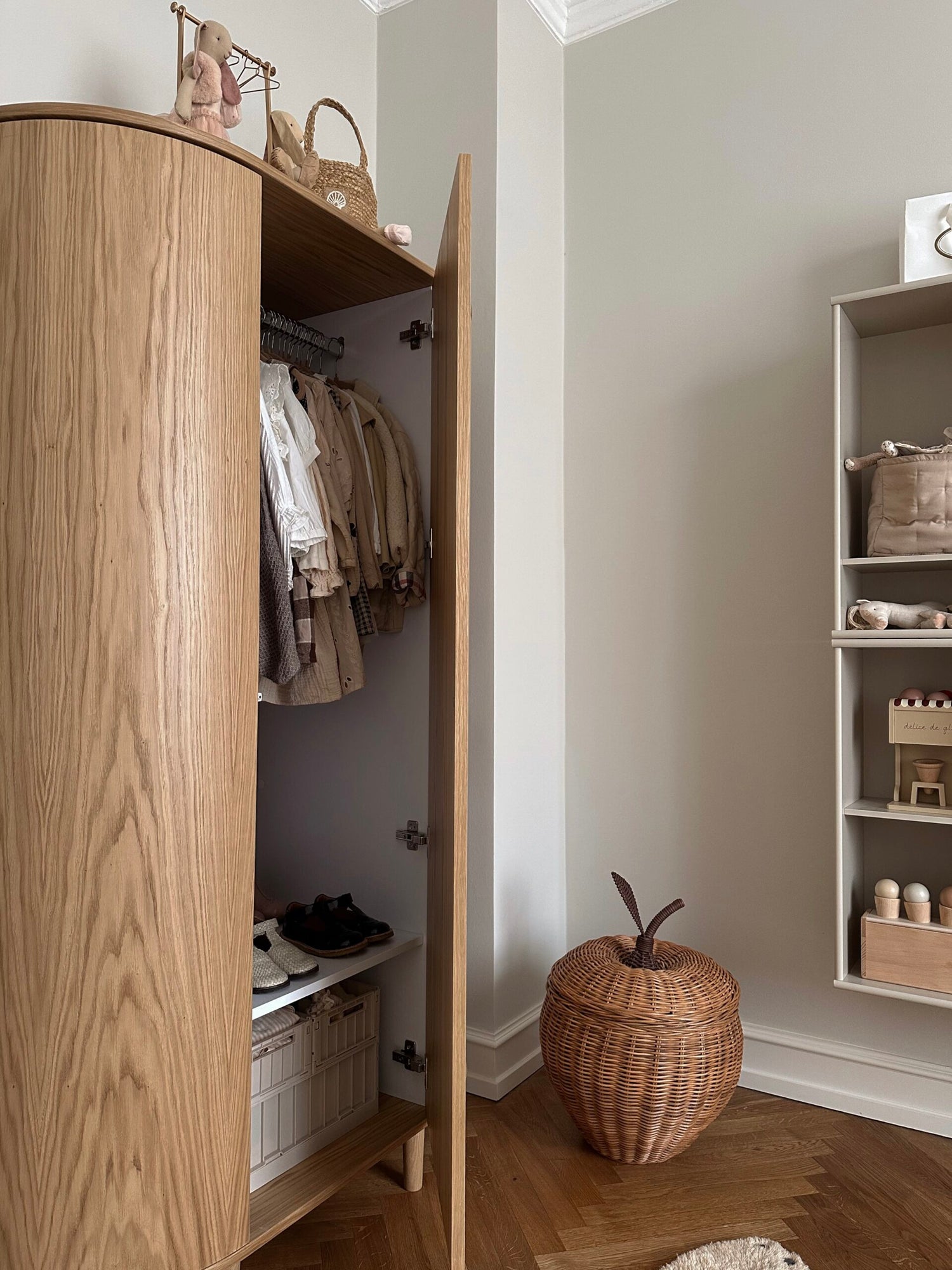 Kai kledingkast - eik