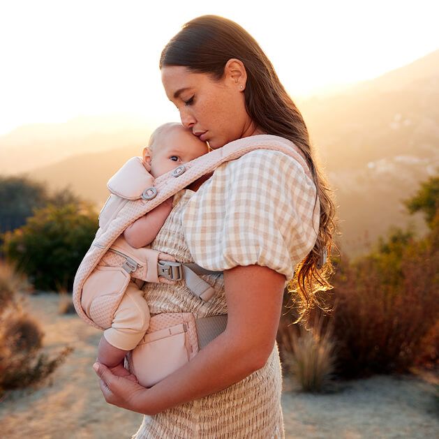 ERGOBABY OMNI BREEZE DRAAGZAK: PINK QUARTZ