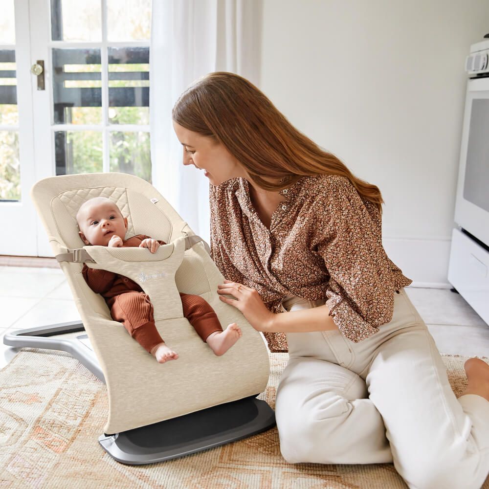 ERGOBABY 3-IN-1 EVOLVE BOUNCER: CREAM