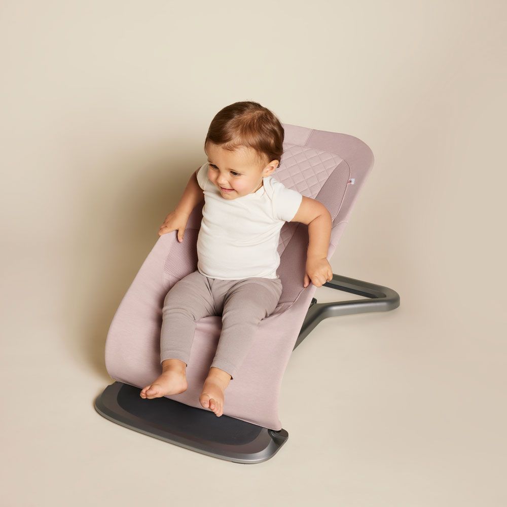 ERGOBABY 3-IN-1 EVOLVE BOUNCER: BLUSH PINK