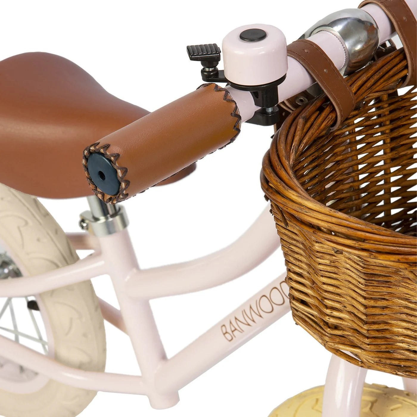 Loopfiets first go - Pale Pink