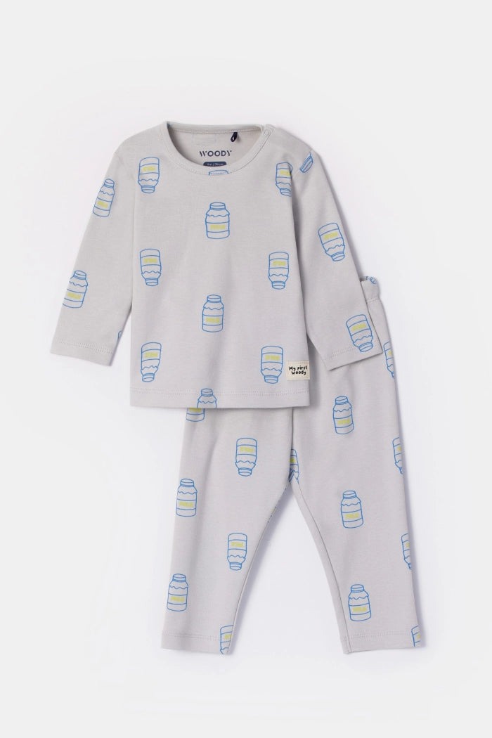 grijze pyjama met melkflesjes print