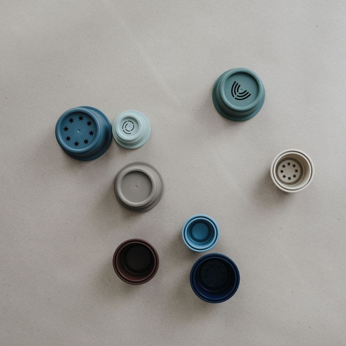 Stacking cups