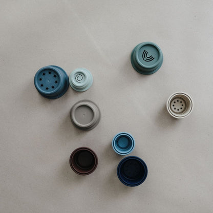 Stacking cups