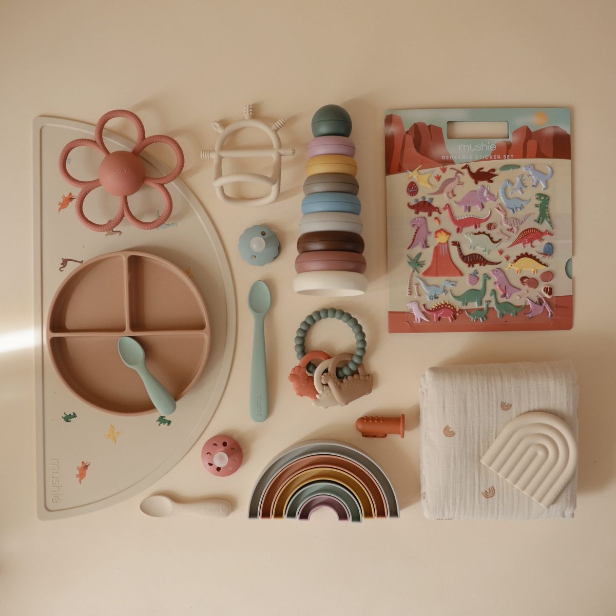 Sticker book - Mushie