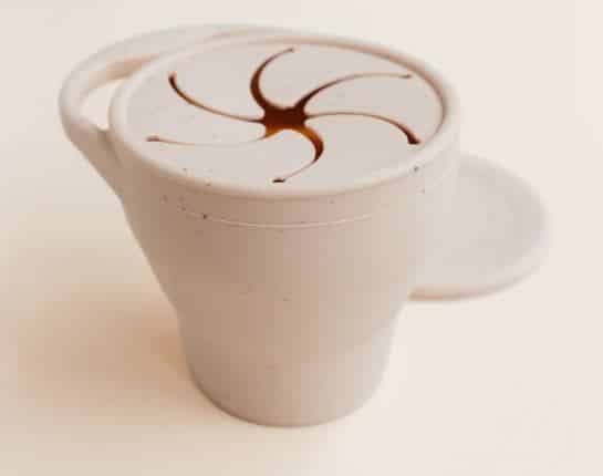 Snack cup met deksel - verschillende kleuren